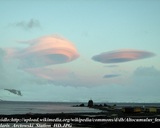 Chmury soczewkowate nad Polską Stacją Antarktyczną im. Henryka Arctowskiego