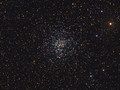 Gromada otwarta gwiazd M37 w gwiazdozbiorze Woźnicy (fot. Marcin Paciorek). Źródło: http://www.astromarcin.pl/pages/M37.html .