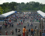 W Pikniku Naukowym w Warszawie bierze udział wiele osób, ale to dlatego, że każdy znajdzie coś dla siebie! (fot. P. Olejniczak)