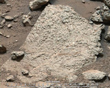 Marsjańska skała badana przez łazik Curiosity